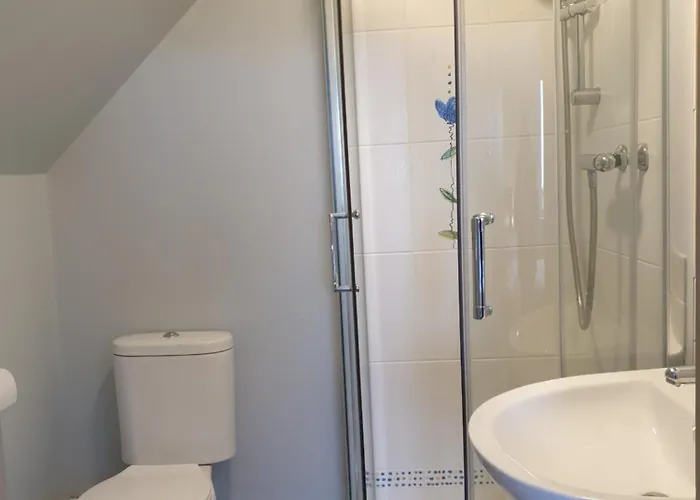 Viking Lodge Coastal B&B Apartment *